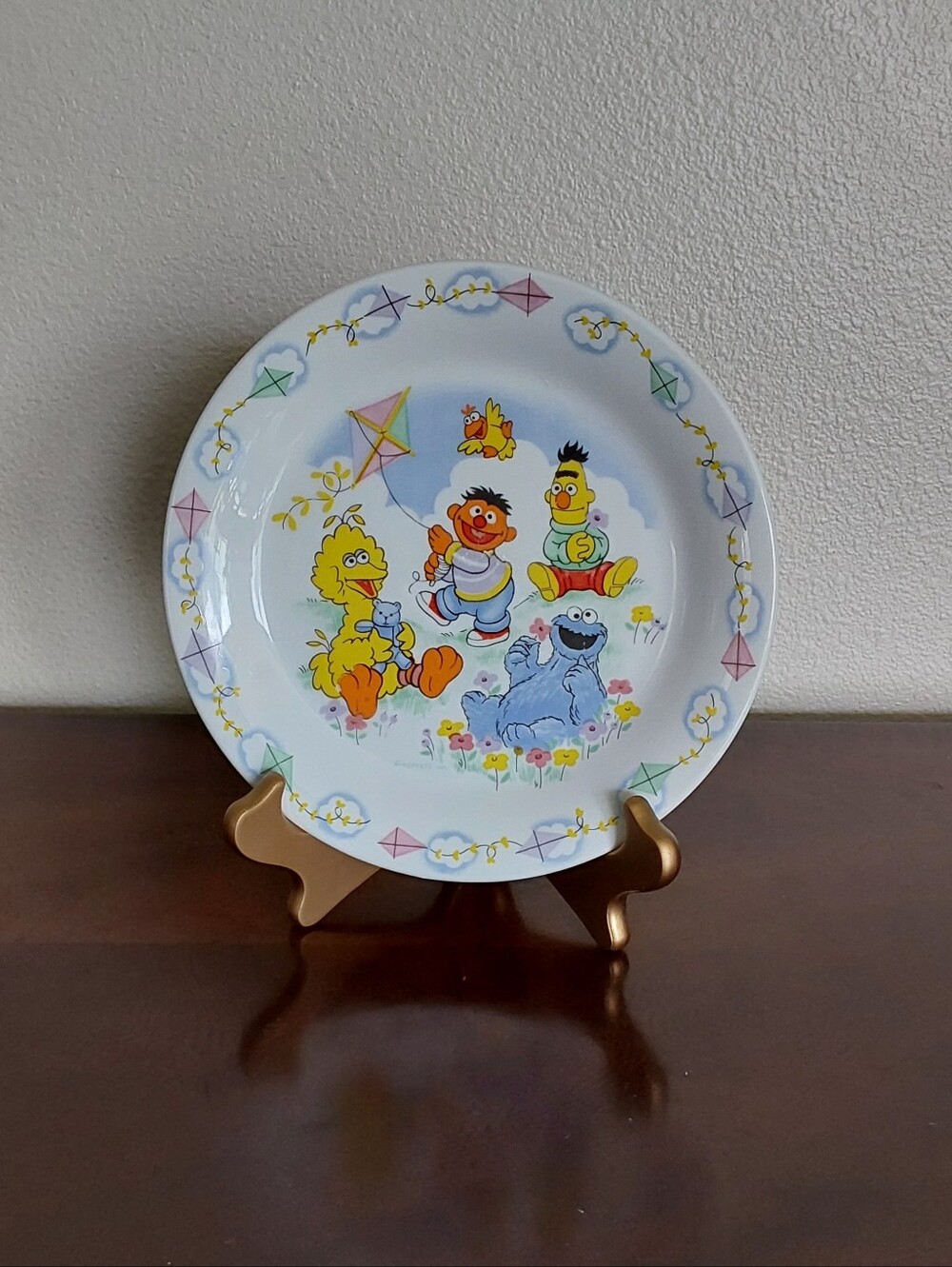 Sesame Street White Kids‎ Plate with Colorful Character Art